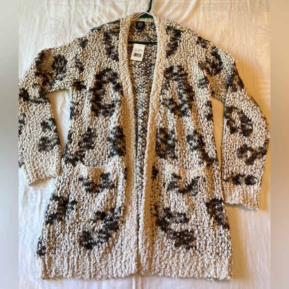 Bobeau Women’s Open Cardigan Sweater Ivory with Animal Print Size M Medium NWT - Picture 4 of 7